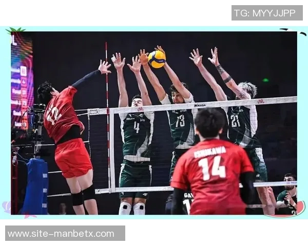 日本队全力备战世界杯面临长途旅行与恶劣天气双重挑战