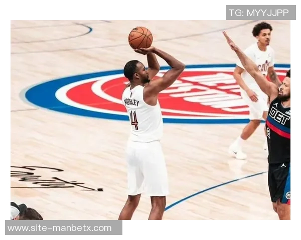 骑士在缺少米球哈登的情况下险些逆转活塞比赛的精彩瞬间